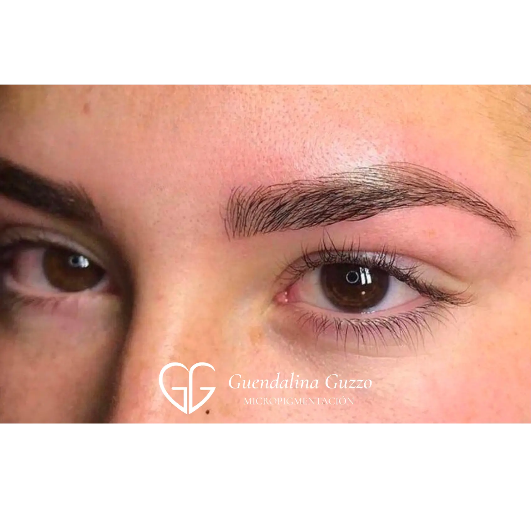 Resultado de diseño y microblading de cejas pelo a pelo en Marbella realizado por Guendalina Guzzo.